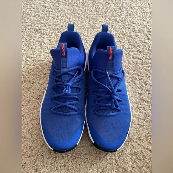 Nike running shoes - Picture 1 of 5